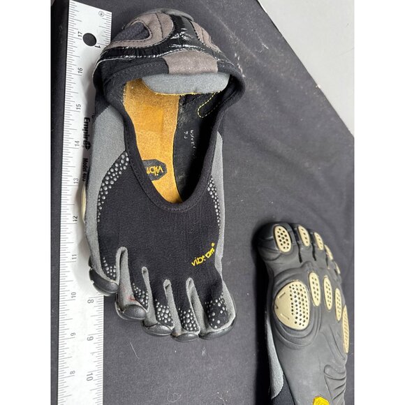 Vibram FiveFingers Black & Gray Minimalist Toe Shoes (fit woman’s 7.5-8) Unisex - Picture 7 of 7